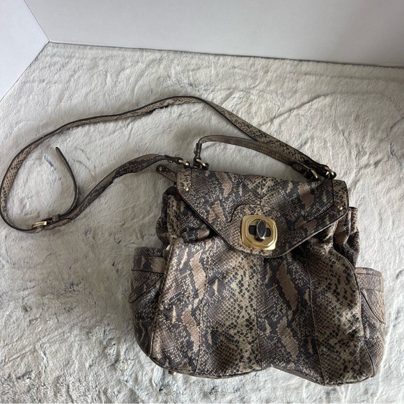 B Makowsky Satchel Shoulder Crossbody Handbag Leather Gray Beige gold Snake Y2K - Picture 14 of 16